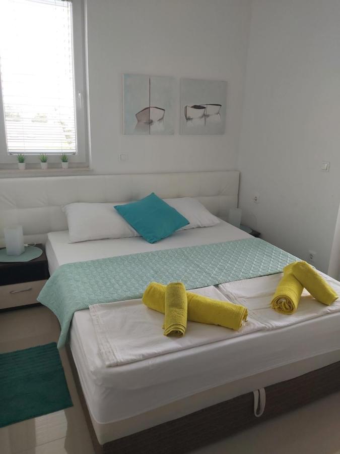 Apartment Adrijana Novalja Exteriér fotografie