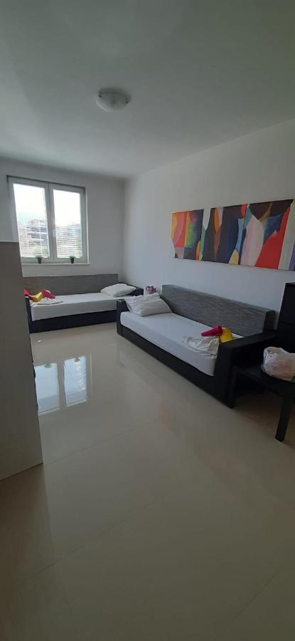 Apartment Adrijana Novalja Exteriér fotografie